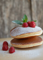 pancakes with strawberry