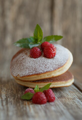 pancakes with strawberries