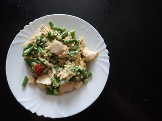 fresh warm green beans salad