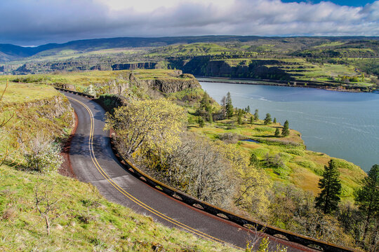 The Columbia River and the Rowena Loops section of the old Columbia River Highway near Rowena, Oregon.