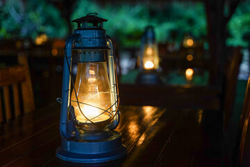 Fototapeta na wymiar manual lantern for use in camping,lamplight