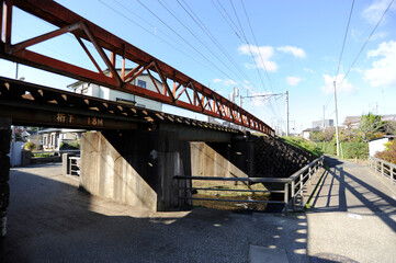 川と鉄橋
