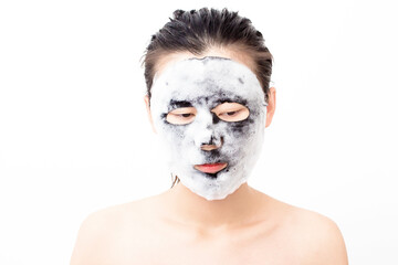 The model wears a bubble mask