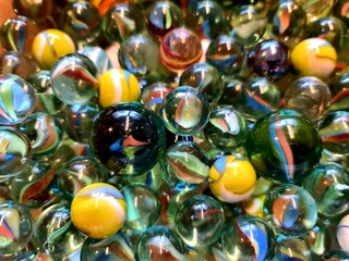 Fototapeta na wymiar colorful glass balls