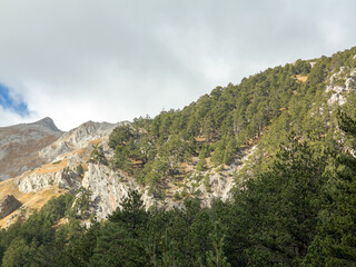 Fototapeta na wymiar Beautiful authentic rocky landscape of the Pyrenees. Bansko, Bulgaria.