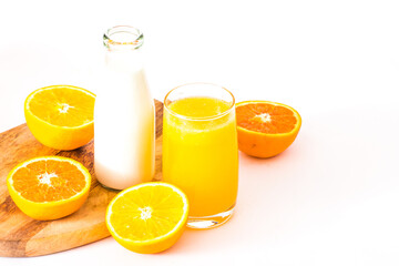 Obraz na płótnie Canvas Fresh fruit milk orange juice drink