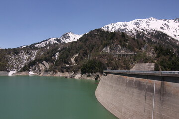 Obraz na płótnie Canvas Kurobe Dam and Lake in Japan North Alps