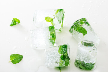 Chilled green mint leaves