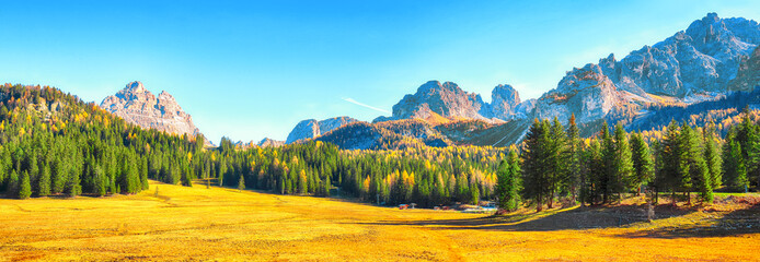 Fototapeta premium Scenic image of meadow in National Park Tre Cime di Lavaredo