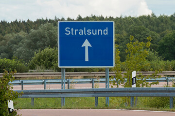 Autobahn Wegweiser