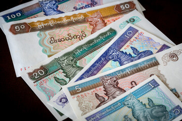 Myanmar currency, Kyat, Banknotes of various denominations