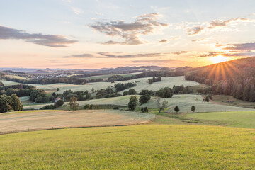 Fototapeta na wymiar Panorama des Elbsandsteingebirges im Sonnenuntergang