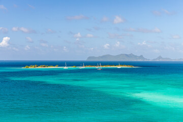 Paradise beach view in Carriacou, Grenada - obrazy, fototapety, plakaty