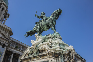 Bronze equestrian statue representing Prince Eugene of Savoy (1900), a hero who was responsible for defeating the Ottoman Army and liberating Budapest from the Turks. Buda castle, Budapest, Hungary.
