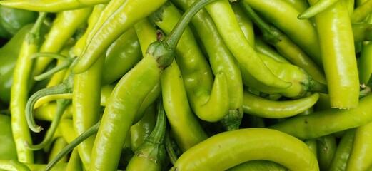 fresh green chillies or hari mirch