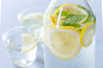 ハーブウォーター　レモンとミント