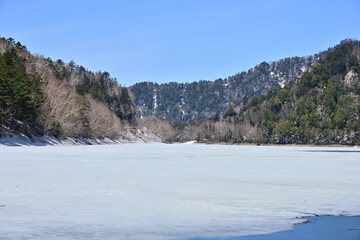 Freezing lake in Japan, Suganuma - 367135442