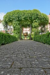 Weißenburg - Bayern - Klostergarten - Brunnen