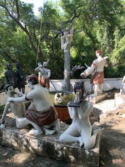 Représentation de l'enfer, statues à Battambang, Cambodge