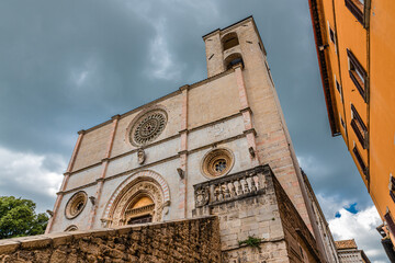 Todi, una terrazza sull’Umbria, un gioiello di arte e cultura