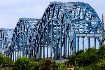 Obraz premium bridge in the forest