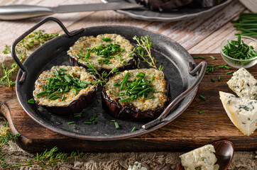 Delicious eggplant baked with cheese