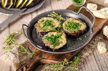 Delicious eggplant baked with cheese