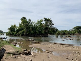 Plage sur le M&eacute;kong &agrave; Don Det, Laos	