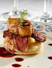 Tatin de magret de pato e foie gras