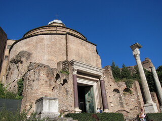 Tempio del Divo Romolo