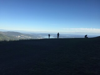 Hikers on PooPoo Trail  enjoying the view of Lake Sammamish