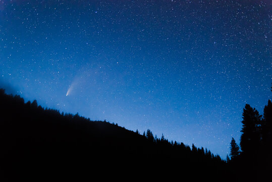 NEOWISE Comet shooting across the sky in Colorado. 