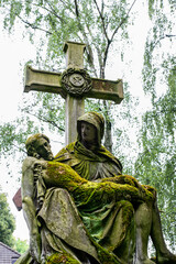 Der Tote Jesus liegt in Marias Armen