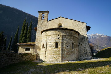 Obraz premium castle in the mountains