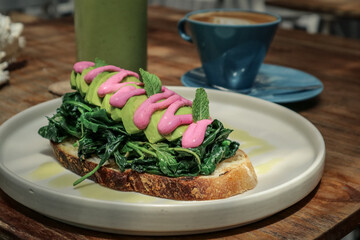 Avocado toast with spinach
