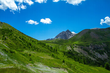 Photos de montagnes dans les Alpes