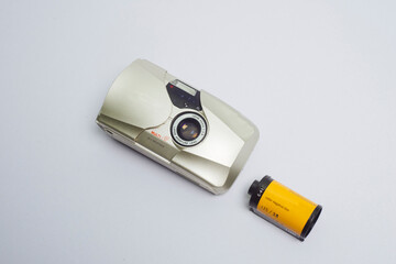 compact film camera wirh 35 mm negative film