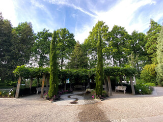 Paradise Bird Fountain or Paradiesvogel Brunnen (Flower Island Mainau on the Lake Constance or Die...