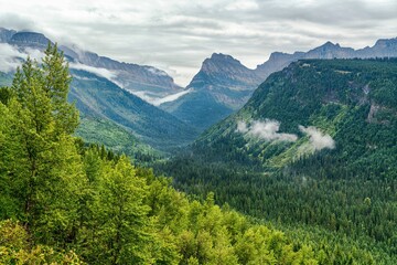 Fototapeta premium A view from Crystal Point on Going to the Sun Road in Glacier National Park