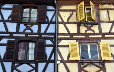 Fototapeta premium Traditionelle Hausfassade in Colmar