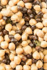 Black and brown chickpeas
