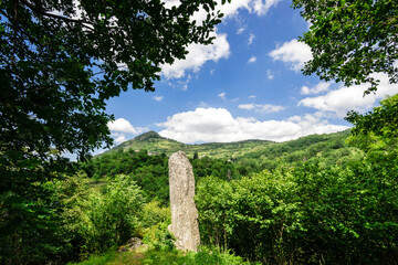 Fototapeta na wymiar Gran Menhir de Counozouls, valle de Aude, Roussillon, pirineos orientales,Francia, europa