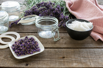 aromatisch, duftendes Lavendel Badesalz selber zubereiten