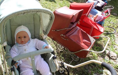 dolls' carriages exhibition
