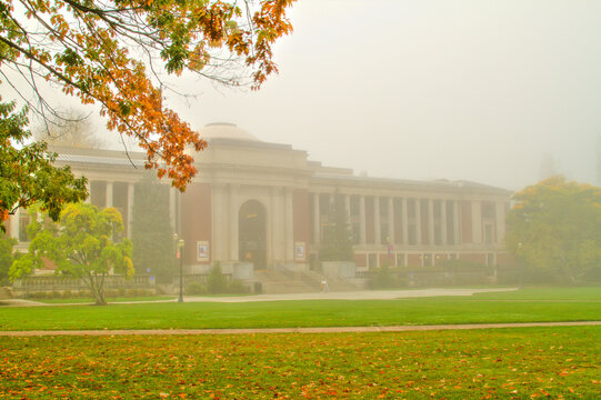 Corvallis, Oregon;  A Student Union Building At A University On A Foggy Autumn Morning.