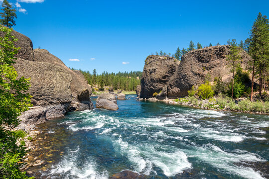 Large boulders and river rapids at the Bowl and Pitcher area of Riverside State Park in Spokane Washington, USA	