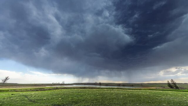 Time lapse of Tornadic Cell over Grassy Field