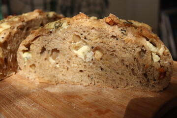 sliced bread on wooden table breackfast