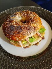 Bagel sandwich 01