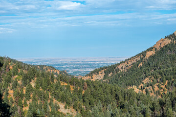 Fototapeta na wymiar Rocky landscape scenery of Colorado Springs, Colorado
